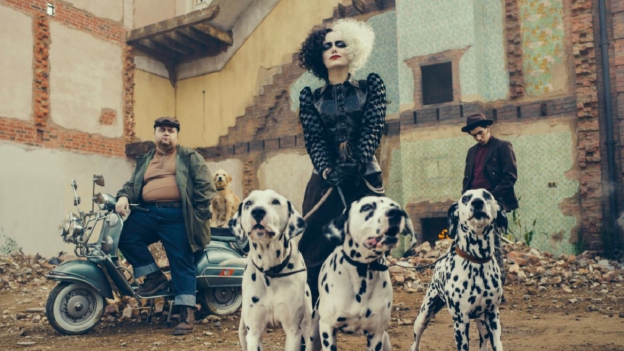 Disney considera lançar três filmes direto no Disney+ por conta da pandemia 36 https cdn.cnn .com cnnnext dam assets 190824181657 emma stone cruella de vil trnd