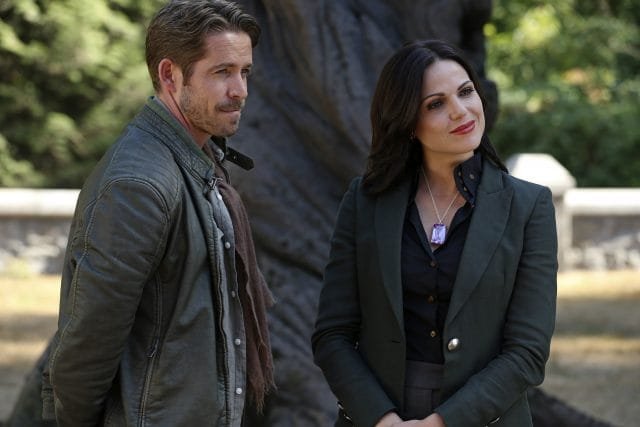 robin hood and regina on once upon a time s5e2