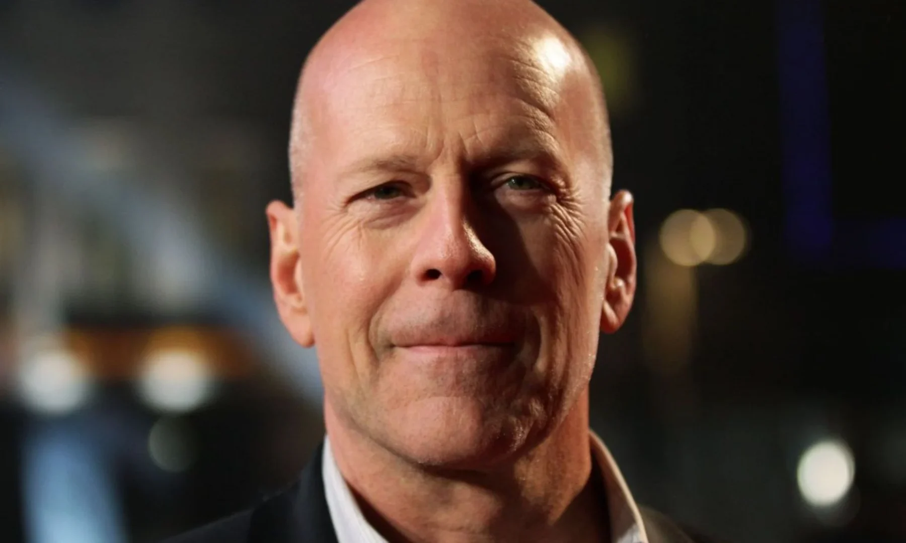 Bruce Willis anuncia aposentadoria após ser diagnosticado com distúrbio na linguagem 1 Bruce Willis