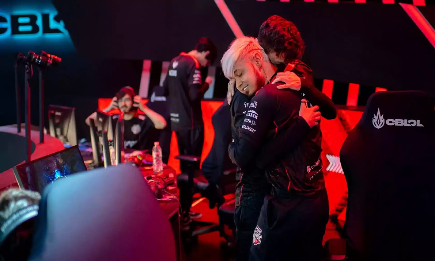 CBLOL 22 | RED Canids faz 3x1 na KaBuM e volta a final com direito a pentakill de TitaN 1 REDvitoriaplayoff scaled
