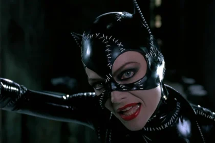 Michelle Pfeiffer é a Mulher-Gato do DCEU, diz insider