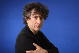 Neil Gaiman criador de Good Omens