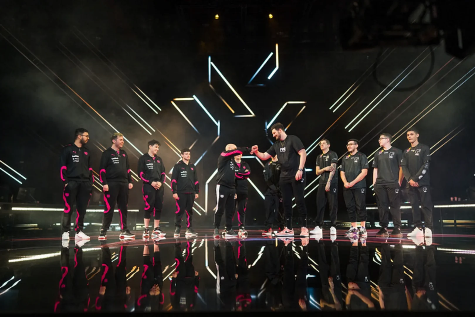 Um olhar interno sobre como os jogadores profissionais de esports treinam 1 esports scaled