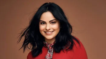 camila mendes smiling a25rZWuUmZqaraWkpJRnZWVlrWZmZ2o