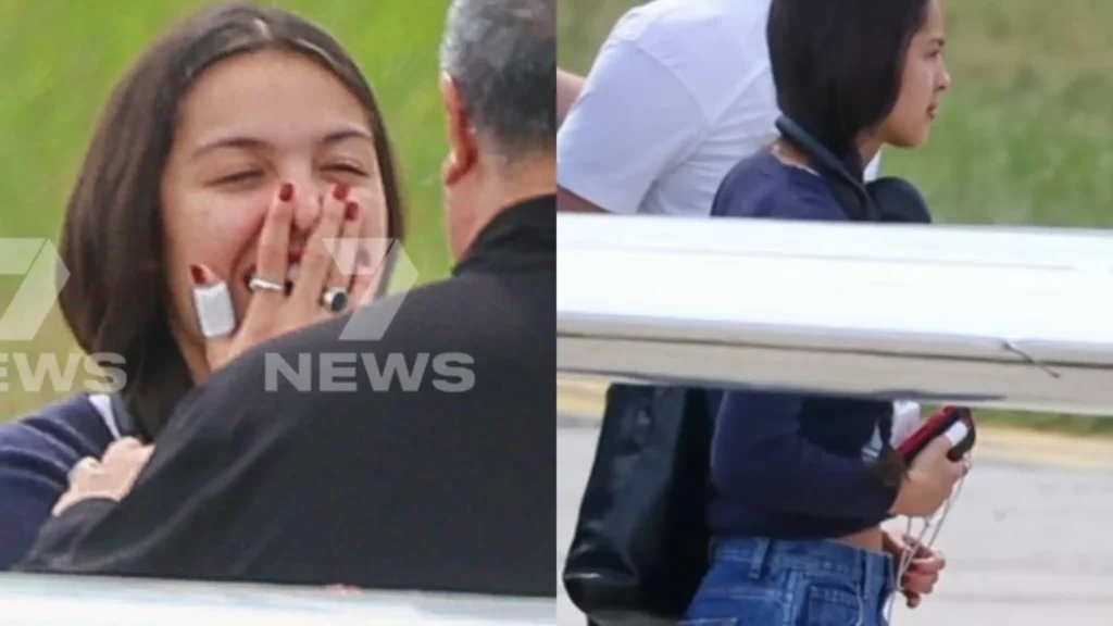 Olivia Rodrigo cai em buraco no palco durante show na Austrália Olivia Rodrigo aparece com dedo machucado após cair em buraco durante show.