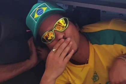 Bruno Mars se despede do Brasil com funk.