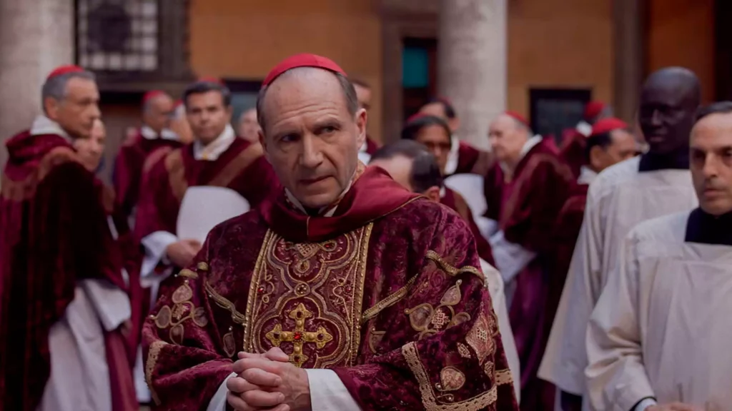 Crítica | Conclave é uma "excelente trama política dentro do Vaticano" Conclave