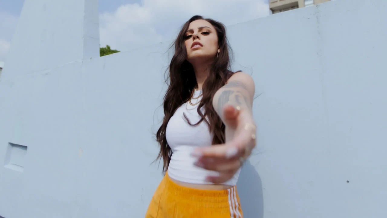 cher lloyd head down