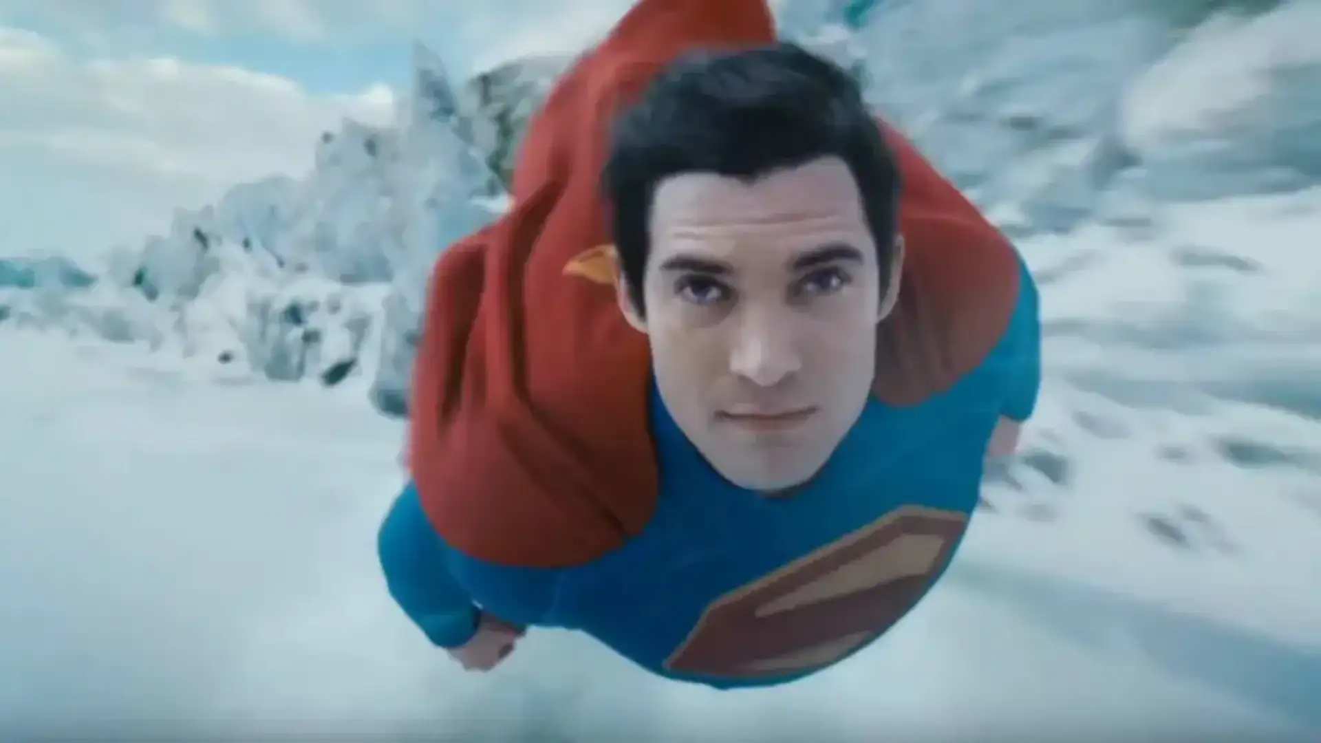 Superman recebe críticas por pequena cena de voo do personagem 1 superman