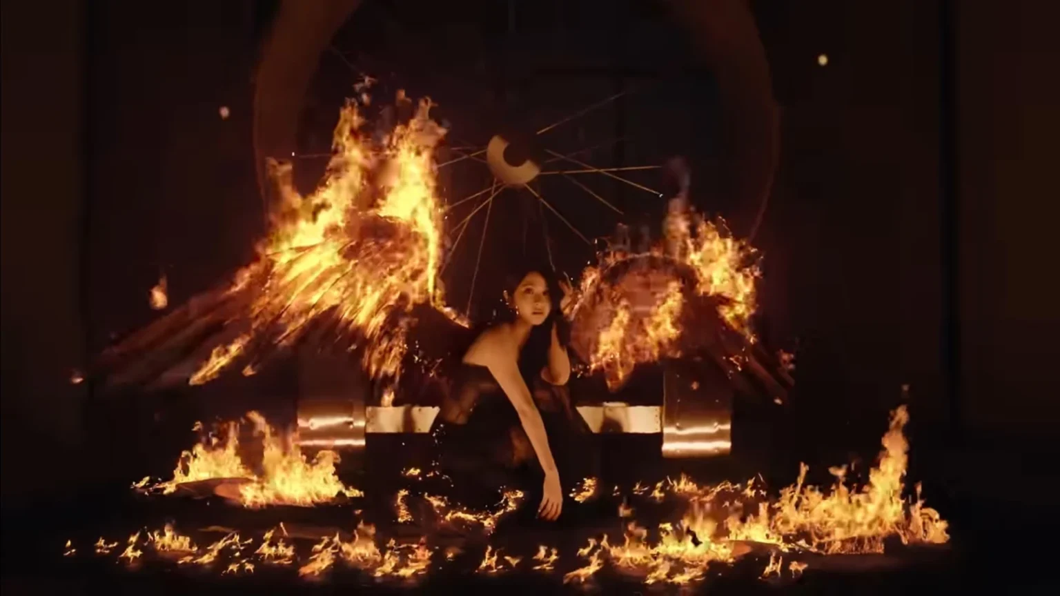 le sserafim hot yunjin