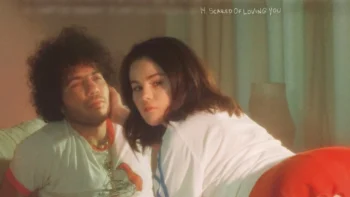 Selena Gomez anuncia novo álbum em colaboração com noivo