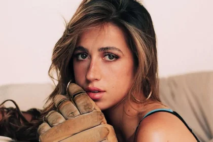 Tate McRae inicia "Miss Possessive Tour" após lançamento de novo álbum