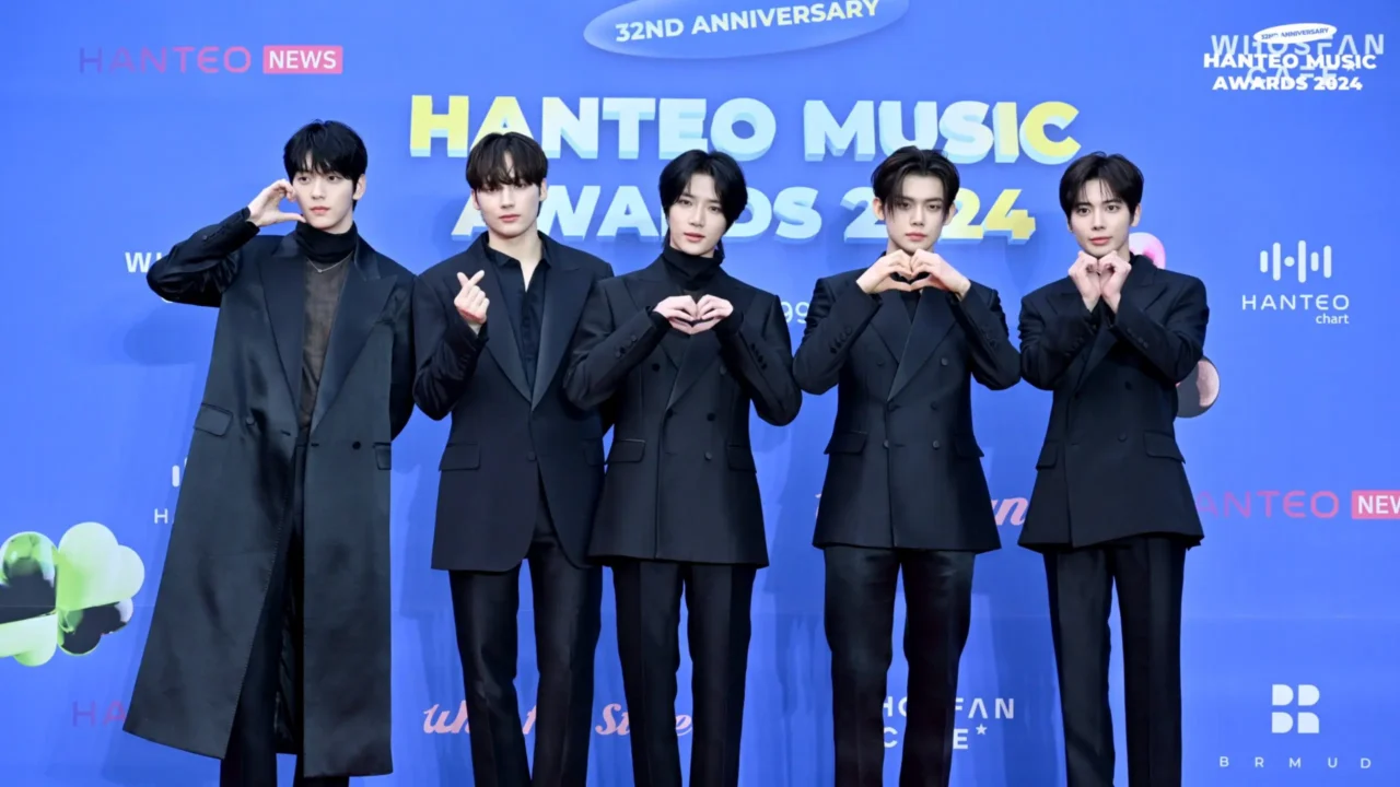 Tomorrow X Together recebe primeiro Daesang no Hanteo Music Awards 1 Tomorrow X Together recebe primeiro Daesang no Hanteo Music Awards