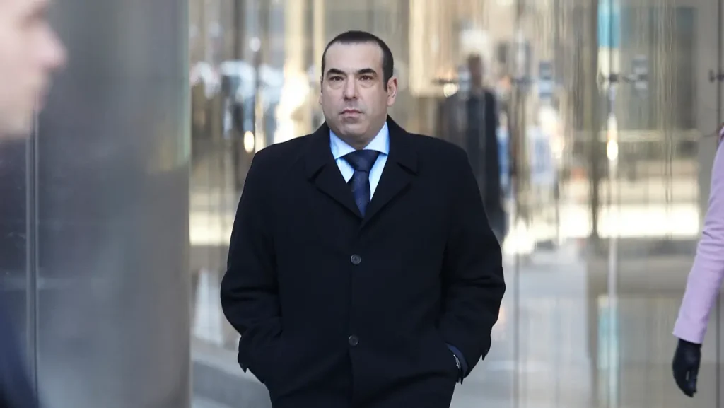 Suits LA | Rick Hoffman retorna como Louis Litt Rick-Hoffman-suits