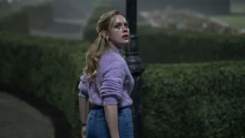 Victoria Pedretti Bly Manor 1602169433