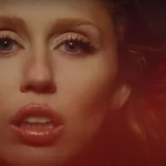 Miley Cyrus mergulha na ópera pop em novo álbum