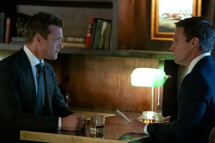 Suits LA | Série divulga novas fotos e trailer do retorno de Harvey Specter 5 suits la cpsw