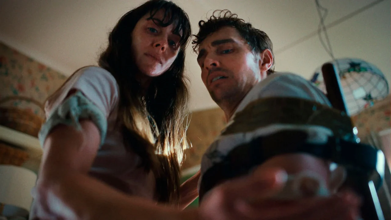 Juntos, terror com Dave Franco e Alisson Brie, ganha trailer 1 Juntos