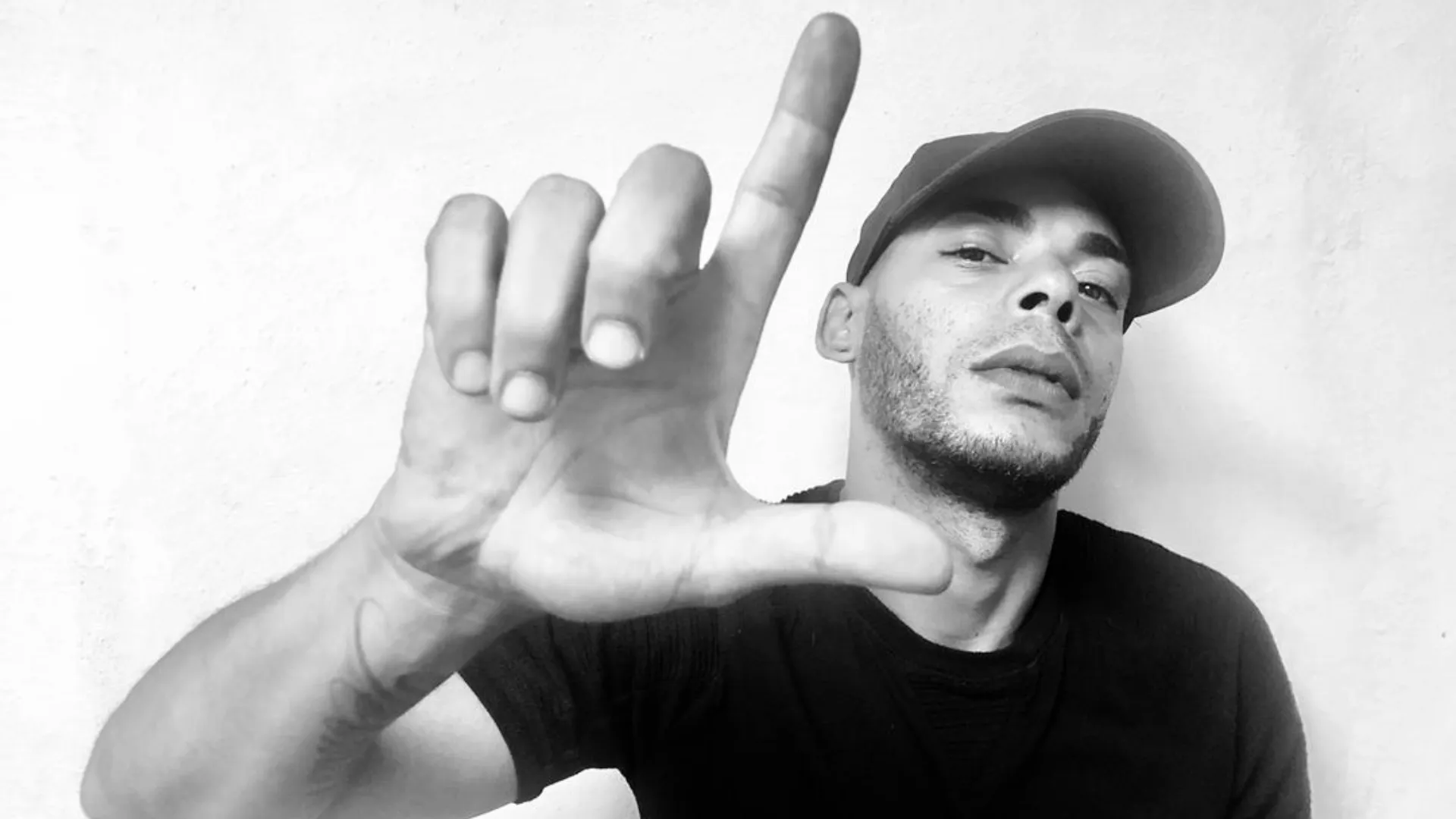 Rapper cubano defensor de Donald Trump será deportado em 30 dias 1 funfy 2