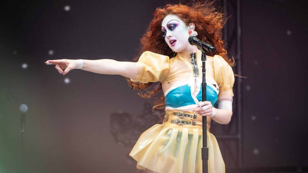 Chappell Roan | Mãe da filha de Jude Law rebate versão da cantora e encerra o assunto 1 Chappell Roan 1 1