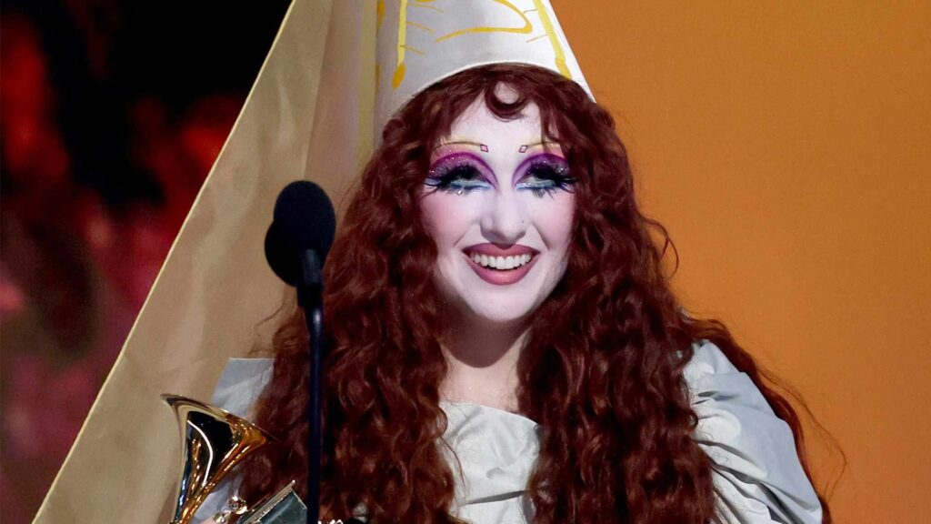 Chappell Roan é xingada por flamenguistas "Quantas libertadores tu tem fd*" 2 Chappell Roan