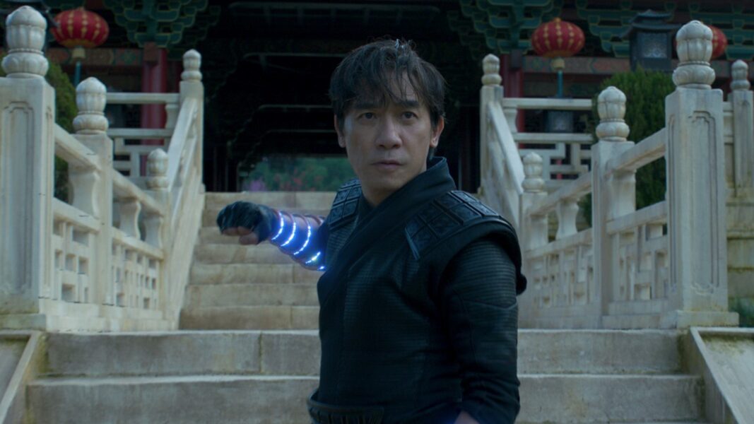 shang-chi-xu-wenwu-tony-leung-s-cabana-do-leitor-1600×900