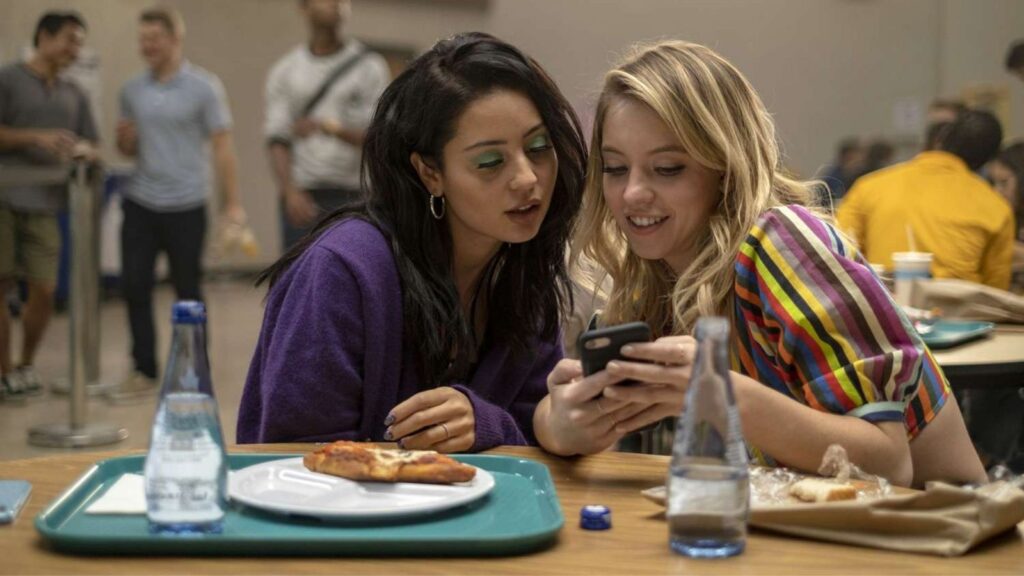 sydney sweeney e alexa demie euphoria cabana do leitor 1600x900 1