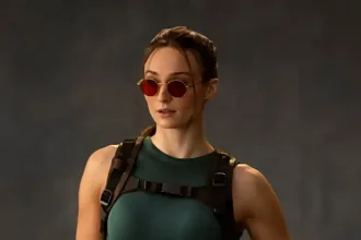 lara croft sophie turner tomb raider dnbwuned cabana do leitor 1600x900 1 cabana do leitor